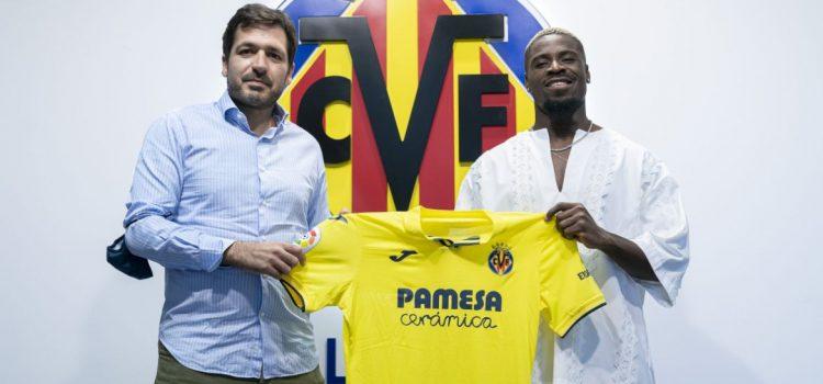 El Villarreal signa al defensa ivorià Serge Aurier per una temporada amb opció a dos
