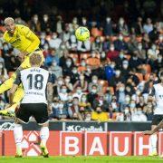 Un Villarreal molt gris cau derrotat pel València a Mestalla (2-0)