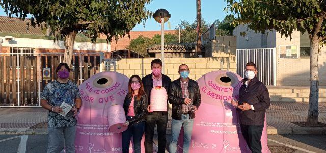 Coneix com pots ajudar en la lluita contra el càncer de mama reciclant a Vila-real