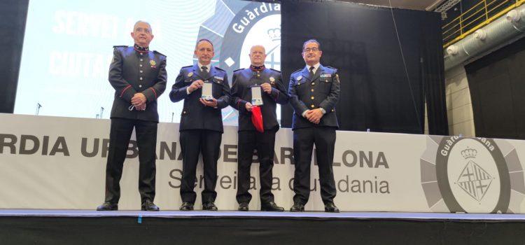 La Policia Local de Vila-real rep la medalla d’honor de la Guàrdia Urbana de Barcelona