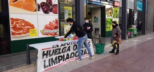 Estudiants de Vila-real arrepleguen aliments en suport a les treballadores de neteja