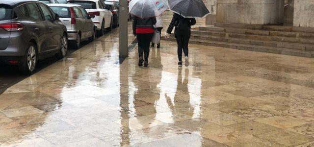 Persisteix la pluja a Vila-real de forma més dèbil i continuara fins al cap de setmana
