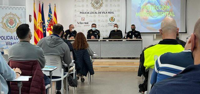 La Policia Local impartix un curs sobre actuació policial amb residus a Vila-real