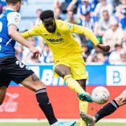 El Villarreal torna a ser derrotat en el partit previ a la cita de la Lliga de Campions a Mendizorroza (2-1)