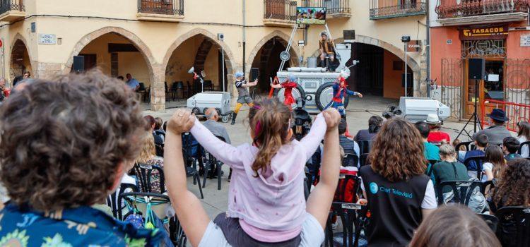 GALERIA | Vila-real celebra la primera jornada del Festival Internacional de Teatre al Carrer