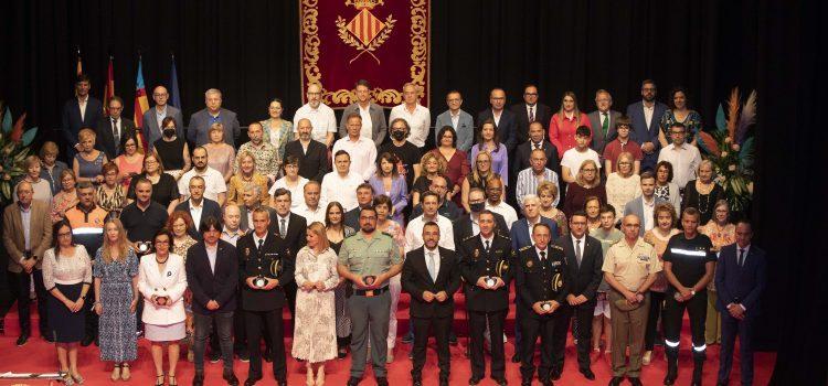 Vila-real entrega els Premis 20 de Febrer extraordinaris als “herois i heroïnes de la pandèmia” 