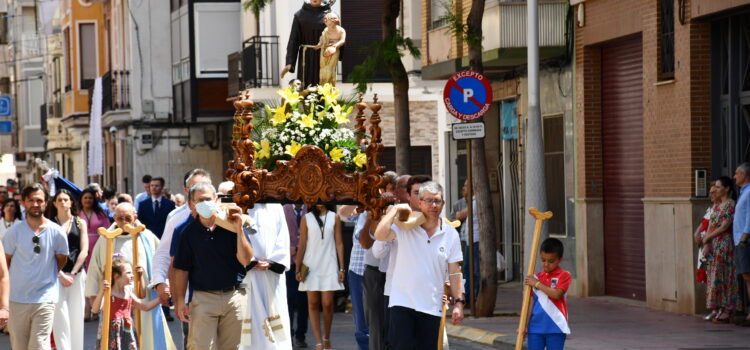 Vila-real celebra la missa i processó de la Joventut Antoniana