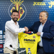 Morales, presentat amb el Villarreal: “És tot un repte debutar en Europa als 35 anys”