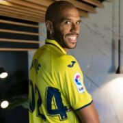 El Villarreal renova el contracte del migcampista Étienne Capoue fins a 2024