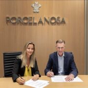 Porcelanosa i BBVA signen un finançament per a promoure polítiques i iniciatives industrials de caràcter sostenible