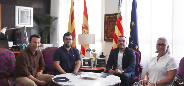 Vila-real avalua amb Creu Roja el conveni anual com a exemple de l’aliança municipal amb la societat