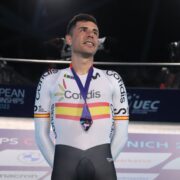 Calvari amb final feliç: Sebastià Mora, bronze al europeu d’Ómnium