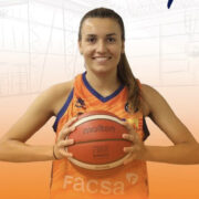 Marina Sempere renovada al primer equip de Vila-real bàsquet