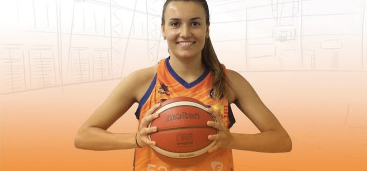 Marina Sempere renovada al primer equip de Vila-real bàsquet