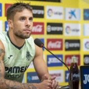 Kiko Femenía: “Necessitem estar tots molt endollats per quan el míster ens necessiti”