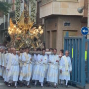 Missa solemne i processó per venerar la Verge de Gràcia en Vila-real