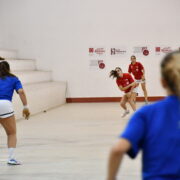 La I Copa Diputació de Raspall Femení a Vila-real se disputa al Trinquet Municipal Salvador Sagols