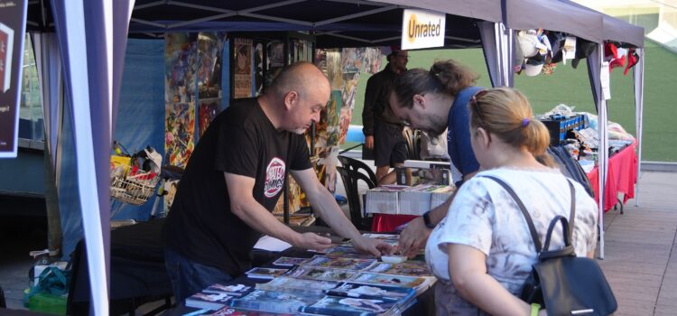 La inauguració de la festa del llibre és tot un èxit