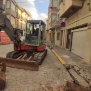 Serveis Públics escomet la millora de la xarxa i voreres del carrer Mare de Déu de Gràcia