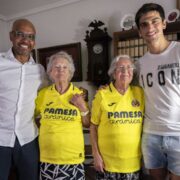 Gerard Moreno i Marcos Senna han visitat aquest dimats a les filles del fundador del club: José Calduch