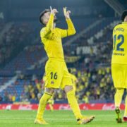 El Villarreal guanya a l’Almeria amb molt suspens i un gol de Nicola Jackson al minut 93 (2-1)