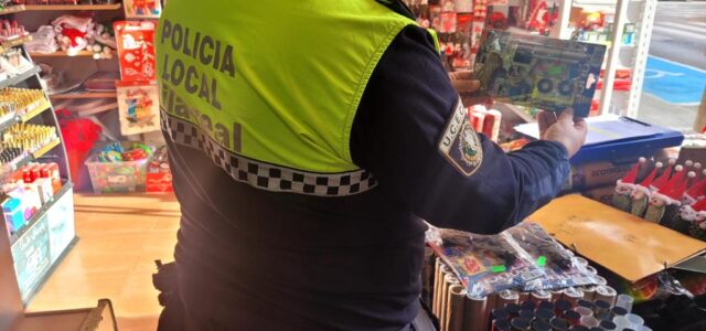 La Policia Local de Vila-real llança la campanya “Joguets segurs”