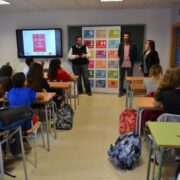 Educació i Creu Roja promouen el programa ‘Activant competències’ contra l’absentisme escolar
