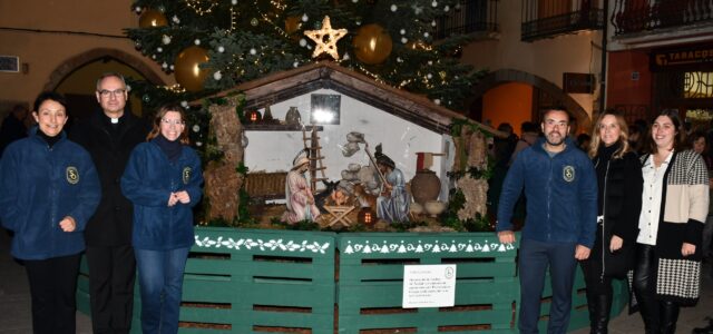 Porcelanosa il·lumina Vila-real amb l’arbre de Nadal i el Naixement a la Plaça de la Vila