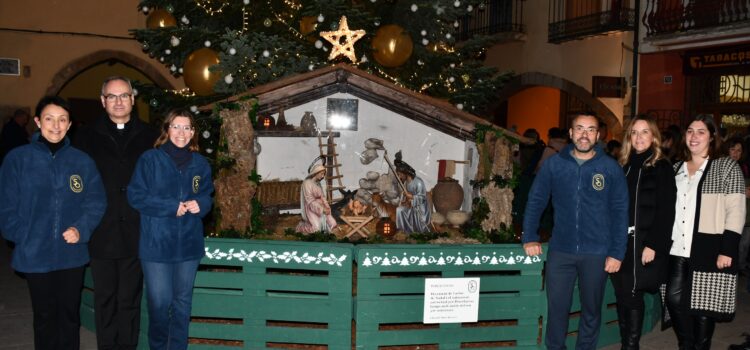 Porcelanosa il·lumina Vila-real amb l’arbre de Nadal i el Naixement a la Plaça de la Vila