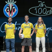 El Villarreal tambè ha presentat la samarreta oficial del centenari