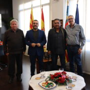 L’alcalde agraeix la vocació de servei públic dels treballadors municipals jubilats durant aquest any