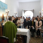 Vila-real celebra la misa en honor a Sant Antoni amb motiu dels 50 anys de la matxà organitzada pels Lluïsos