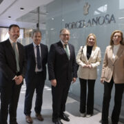 Martí felicita a Porcelanosa Grupo per la seua “excel·lent trajectòria empresarial”