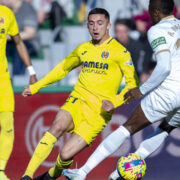 El cuer de Primera Divisió li trau els colors a un desdibuixat Villarreal en el Martínez Valero (3-1)