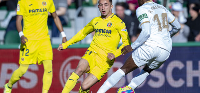 El cuer de Primera Divisió li trau els colors a un desdibuixat Villarreal en el Martínez Valero (3-1)
