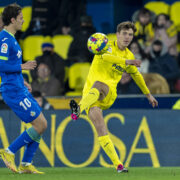 El Villarreal pateix, però guanya al Getafe (2-1)