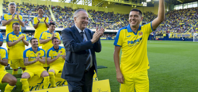 Les Llegendes de Villarreal cauen davant les d’Espanya en el partit del Centenari