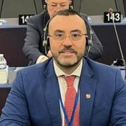 Benlloch aborda els desafiaments del municipalisme europeu i la guerra d’Ucraïna en el Consell d’Europa