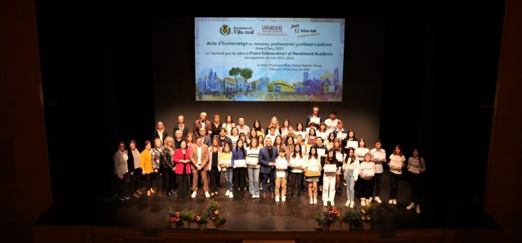Vila-real reconeix als alumnes amb els Premis Extraordinaris al Rendiment Acadèmic