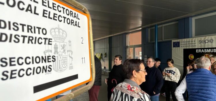La participació electoral en Vila-real puja un 6,29% respecte a 2019 i es situa en el 47,96% a les 14.00 hores