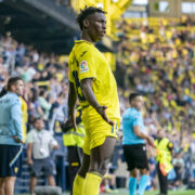 Nicola Jackson signa la victòria del Villarreal davant el Cádiz en La Ceràmica (2-0)