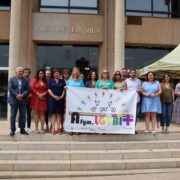 Vila-real defensa els drets de les persones LGTBI+ i reivindica la tolerància i el respecte