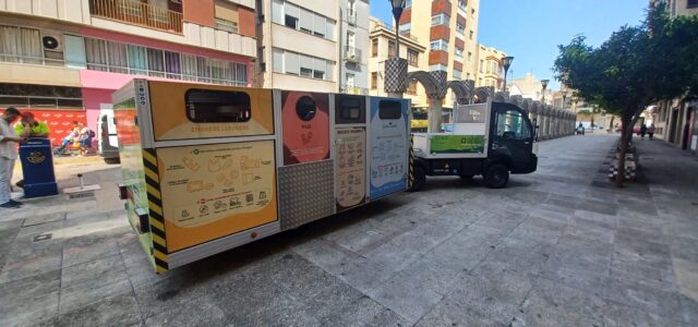 Vila-real modernitza la recollida de residus en la zona de vianants i comercial amb illes mòbils compactes de contenidors