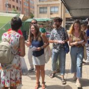 Compromís-Sumar visita el mercat de Vila-real en la recta final de la campanya