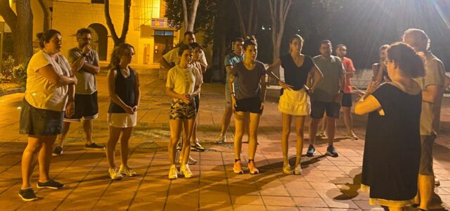 Vila-real anima a participar en el ball de plaça amb motiu del seu 20é aniversari
