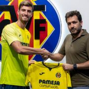 Matteo Gabbia aplega cedit al Villareal per completar la defensa del club groguet