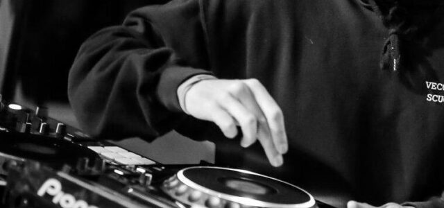 DJ’s, ‘tardeos’ i ‘remember’: consulta les festes organitzades per les penyes