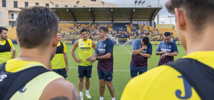 El Villarreal de Pacheta il·lusiona a l’afició