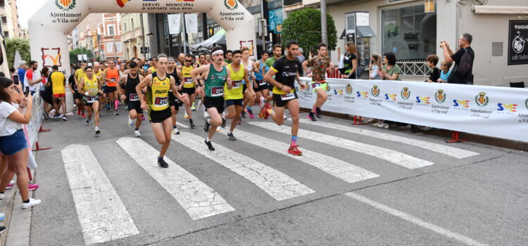 La “Cursa de les penyes” reuneix a més de 300 participants