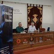 Francisco Toledo presenta la seua novel·la ‘La estrella de ébano’ junt a Benlloch